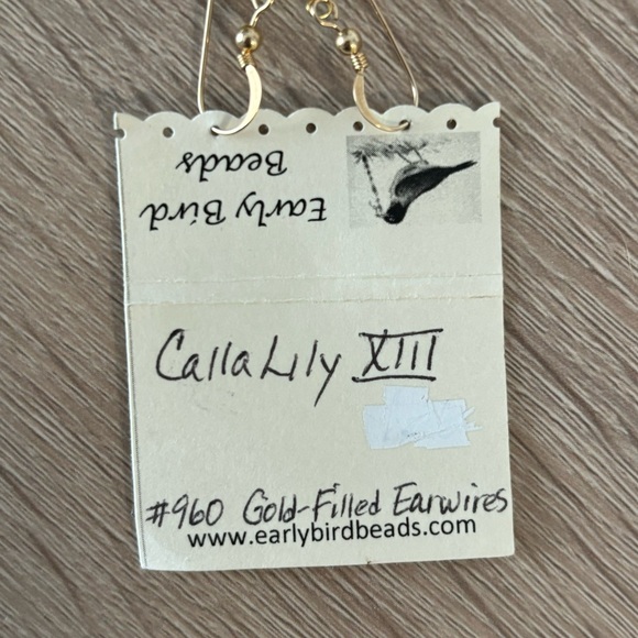 Handmade Calla Lily Earrings and Pendant Set - Picture 4 of 6